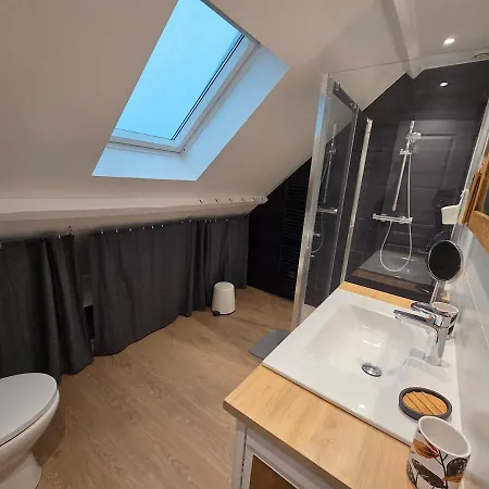 House For 6 People With Garden, Close To Beaches