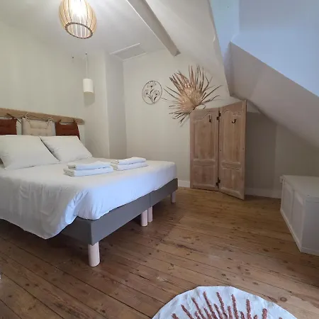 House For 6 People With Garden, Close To Beaches Saint-Molf